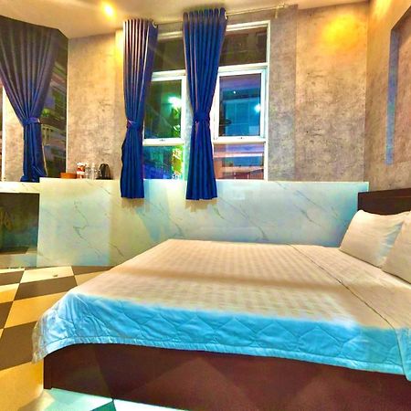 Mes Hotel - Ngay Ben Ninh Kieu Can Tho Esterno foto