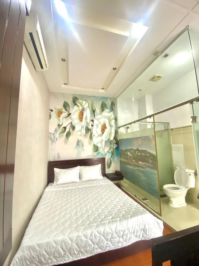 Mes Hotel - Ngay Ben Ninh Kieu Can Tho Esterno foto