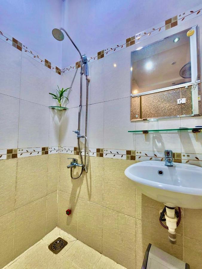 Mes Hotel - Ngay Ben Ninh Kieu Can Tho Esterno foto