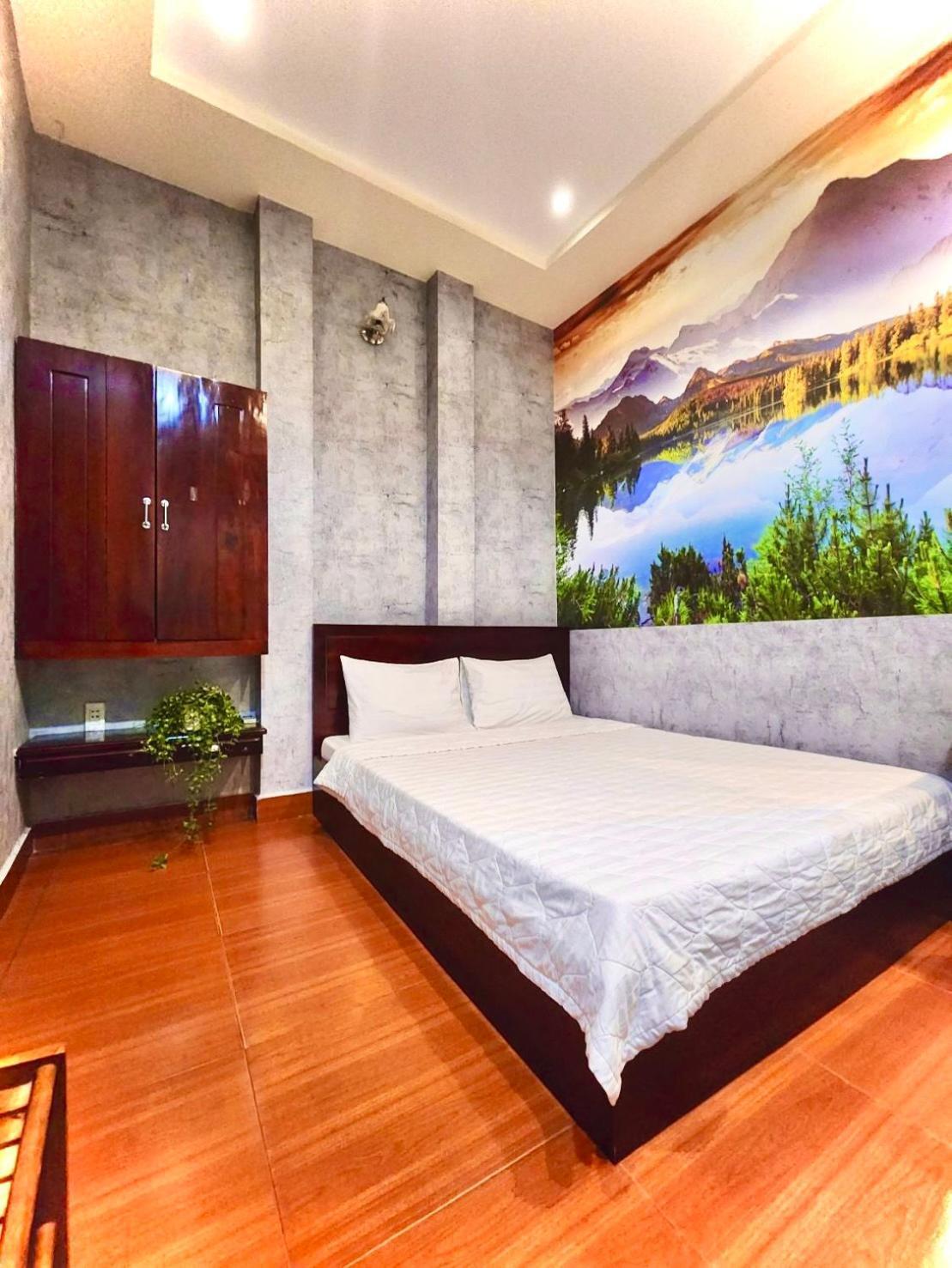Mes Hotel - Ngay Ben Ninh Kieu Can Tho Esterno foto