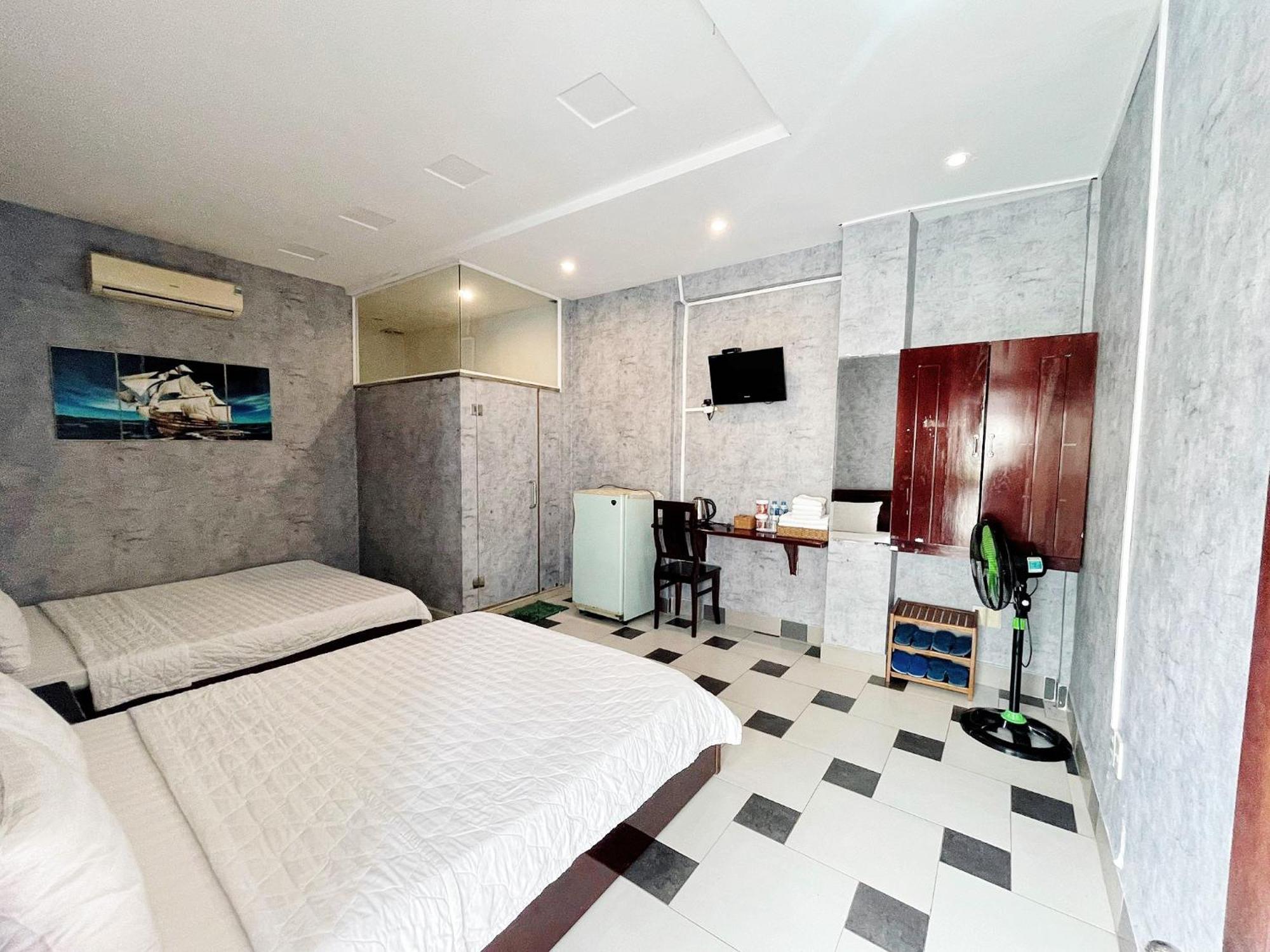 Mes Hotel - Ngay Ben Ninh Kieu Can Tho Esterno foto